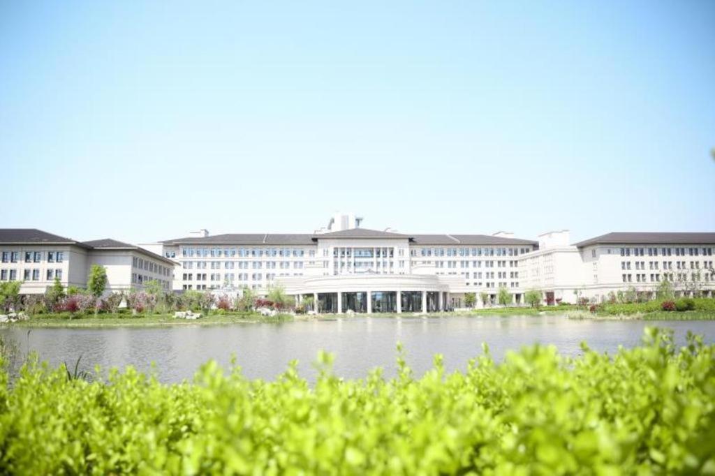 Linyi Blue Horizon International Hotel Yi He Exterior foto