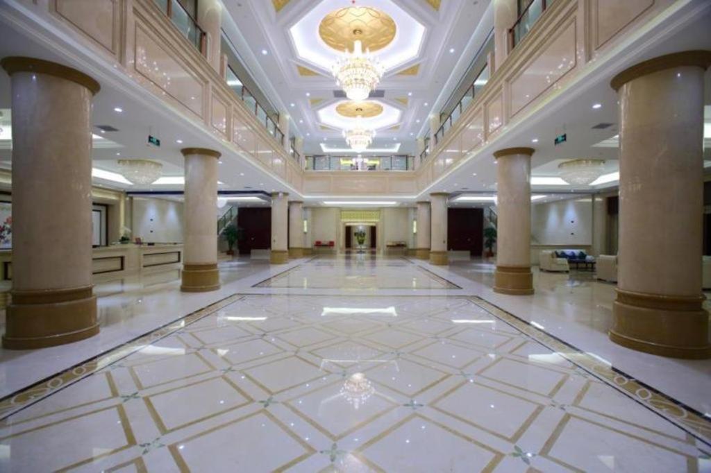 Linyi Blue Horizon International Hotel Yi He Exterior foto