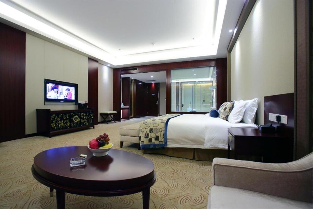 Linyi Blue Horizon International Hotel Yi He Exterior foto