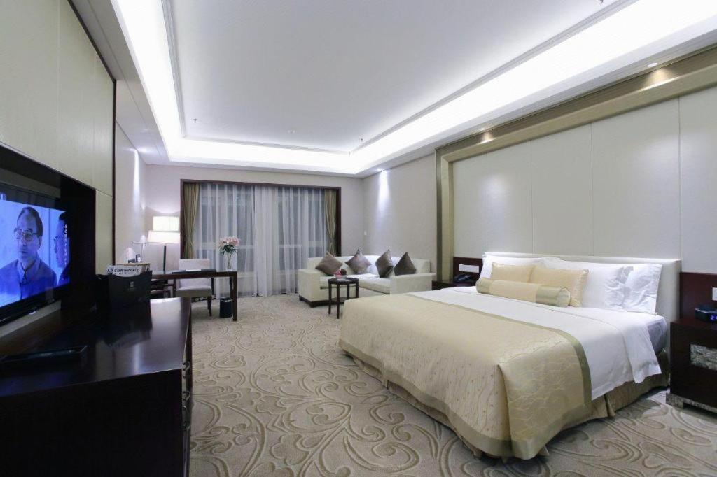 Linyi Blue Horizon International Hotel Yi He Exterior foto