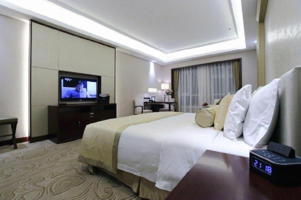 Linyi Blue Horizon International Hotel Yi He Exterior foto