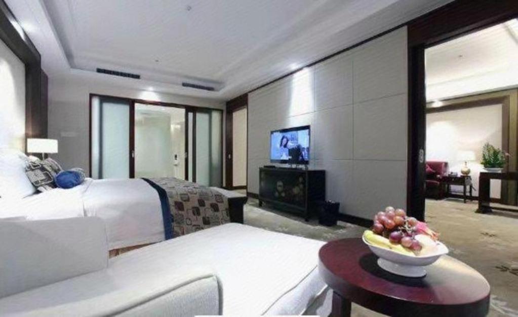 Linyi Blue Horizon International Hotel Yi He Exterior foto