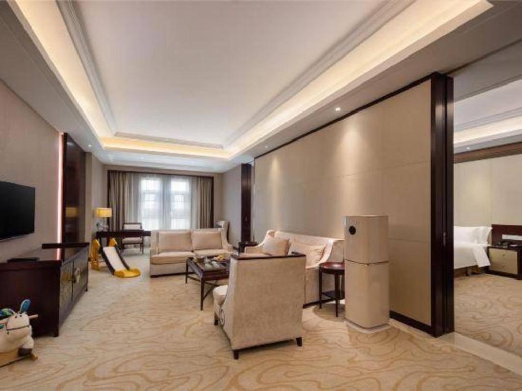 Linyi Blue Horizon International Hotel Yi He Exterior foto