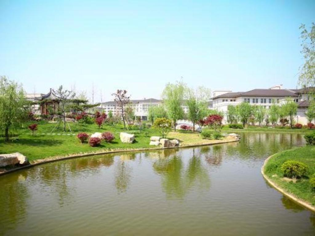 Linyi Blue Horizon International Hotel Yi He Exterior foto