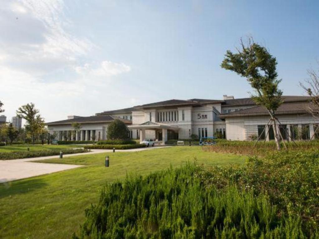 Linyi Blue Horizon International Hotel Yi He Exterior foto